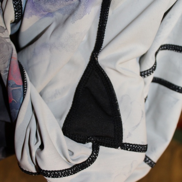 2x$20 Nasty gal leggings black white blue  medium - Picture 6 of 6